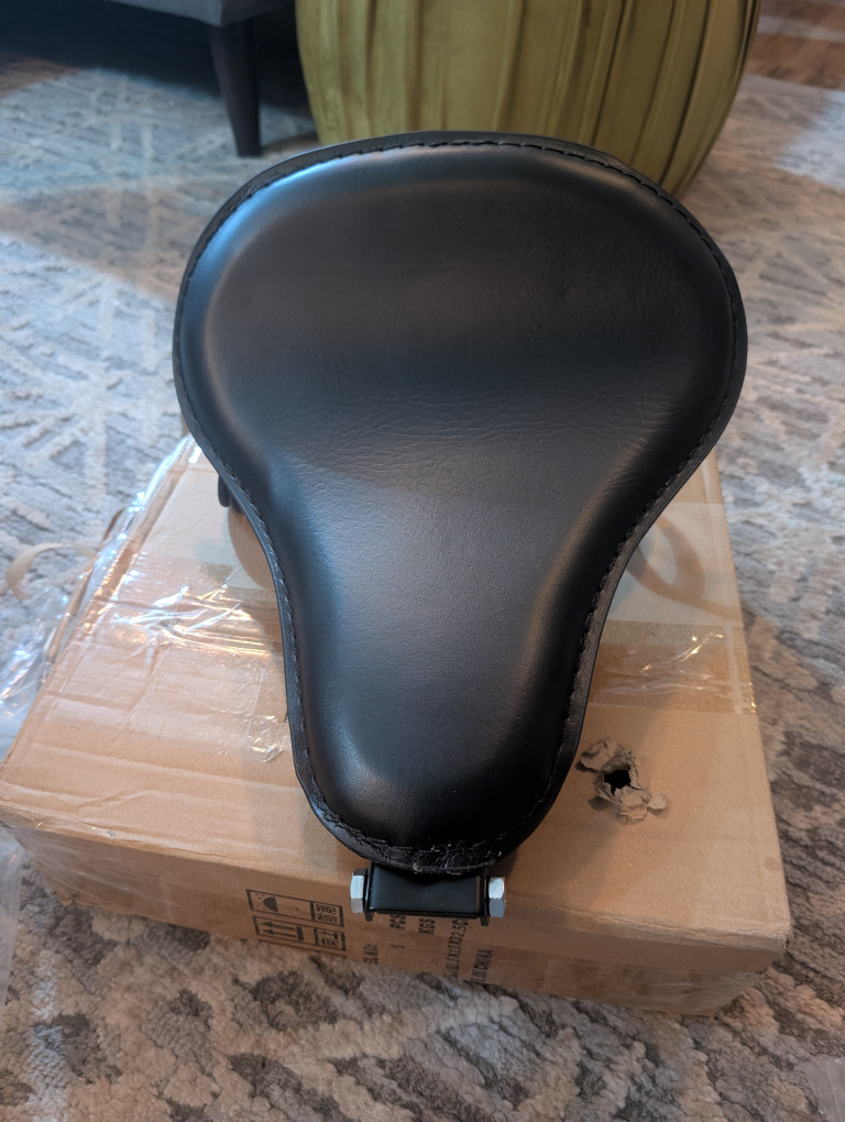 Lucara Black Motorcycle Seat - New - photo 2