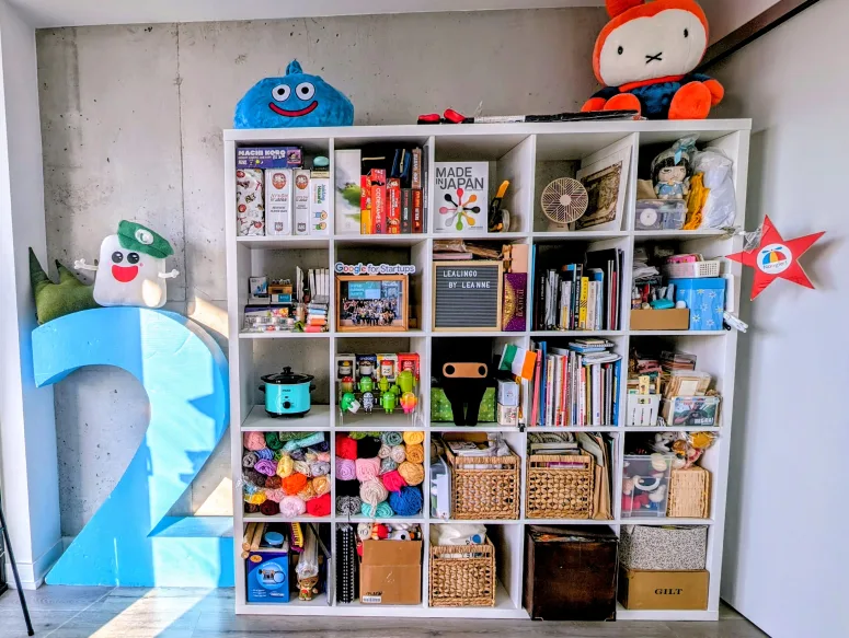 IKEA KALLAX Shelf Unit (5 by 5) thumbnail
