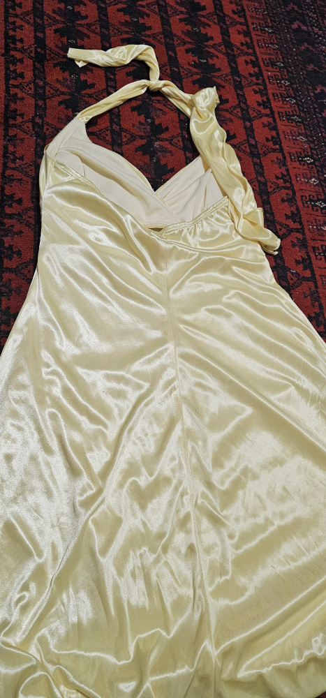 Le Chateau Yellow Halter Dress - Size S - photo 5