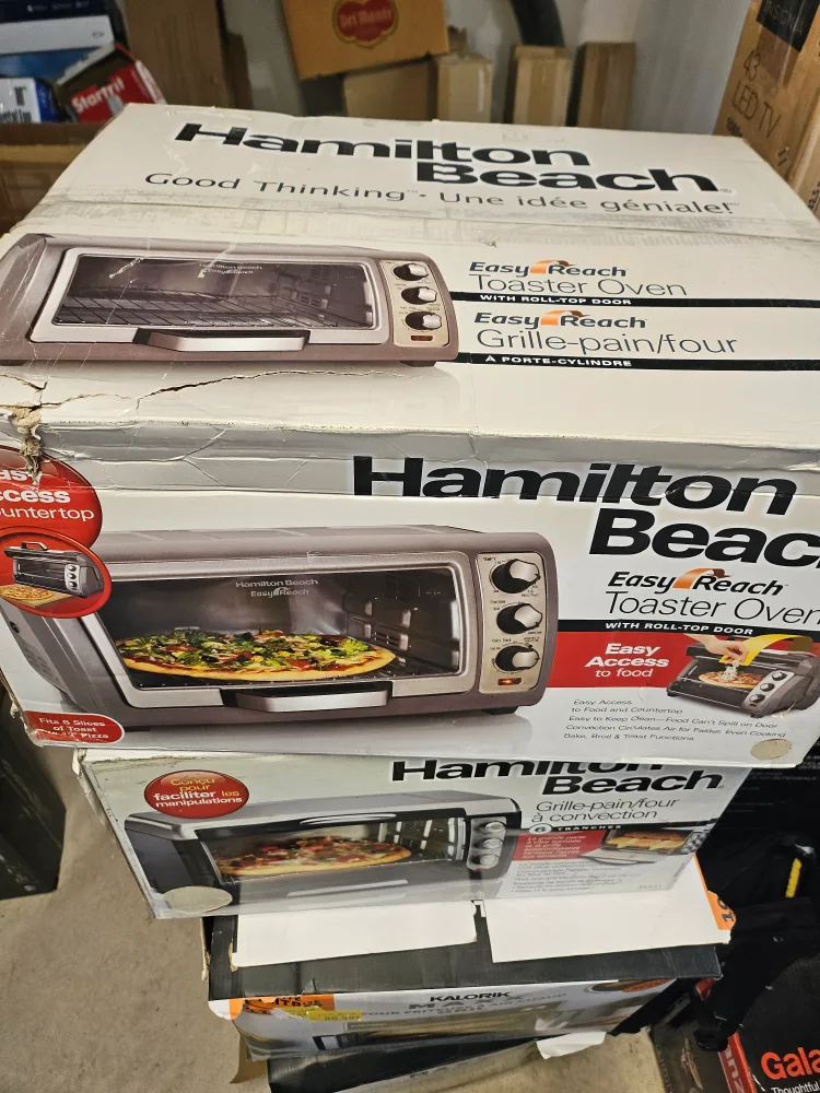 Hamilton Beach Sure-Crisp Air Fryer Toaster Oven with Easy Reach thumbnail