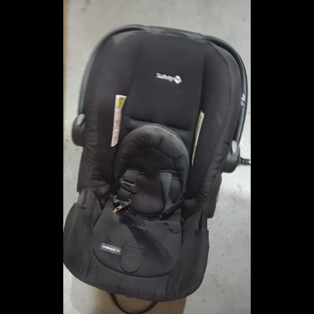 Safety 1st OnBoard 35 Infant Car Seat thumbnail