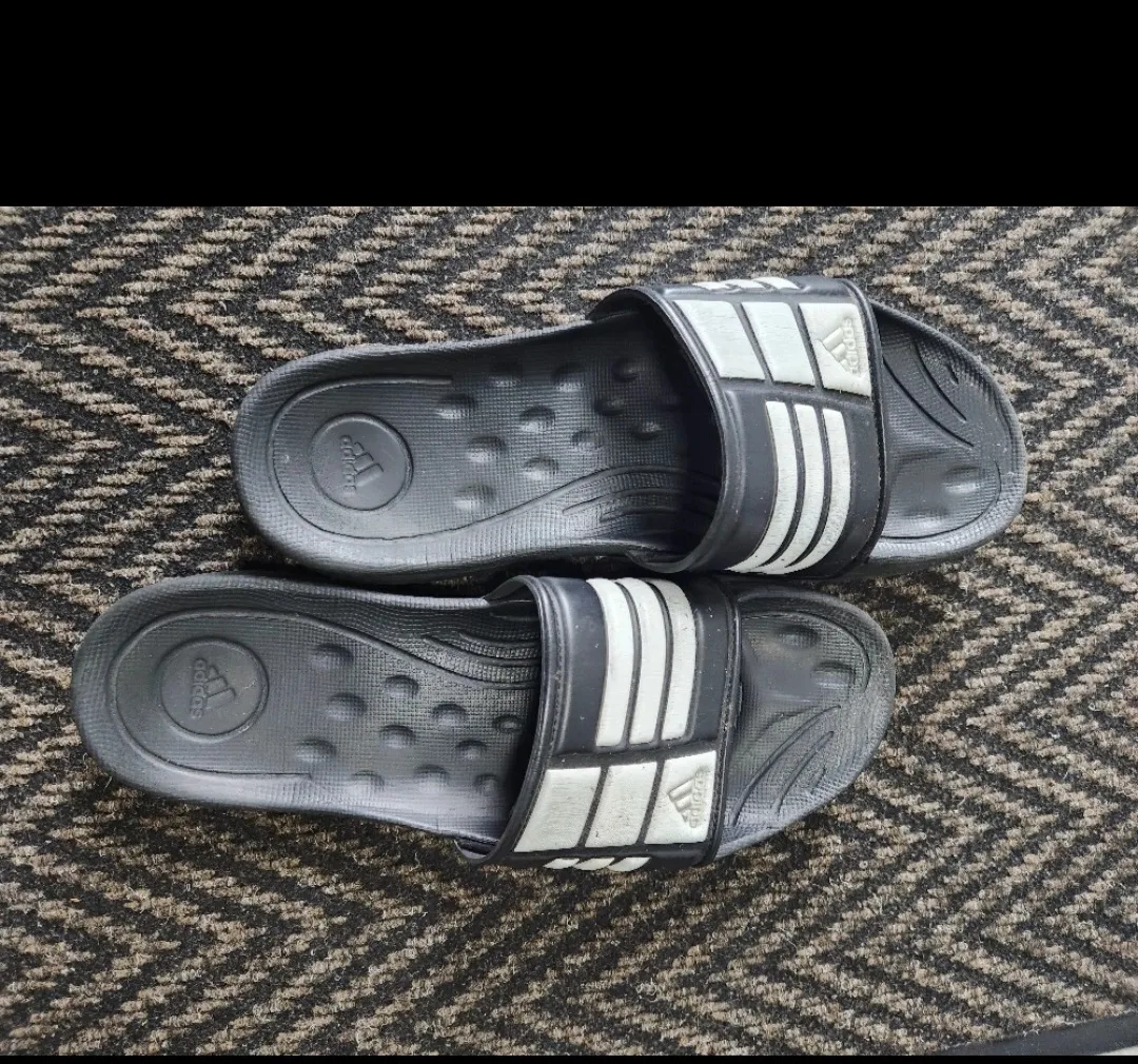 2 dollar specials. image indicator(6)