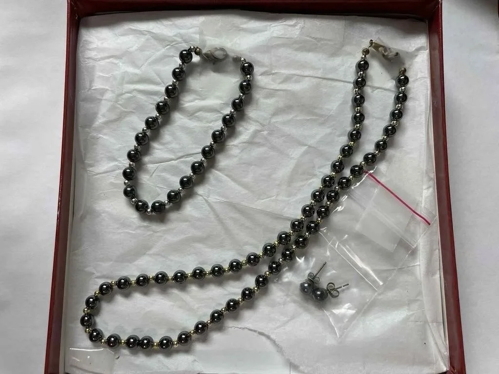 Hematite Vintage Necklace, Bracelet, & Earring Set thumbnail