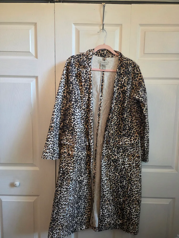 Leopard jean material duster thumbnail