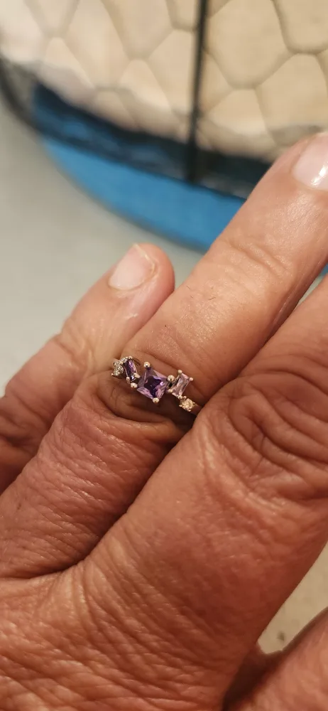 Size 6 Sterling Silver Ring thumbnail