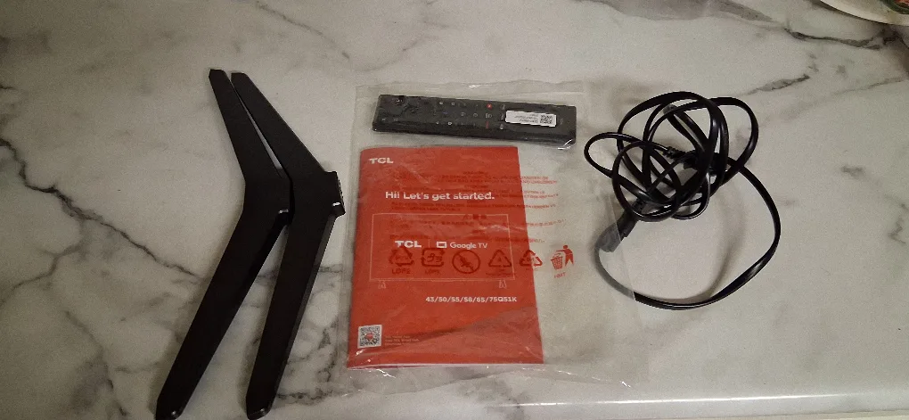 TCL 75" Q5 QLED 4K Smart TV - New in Box! image indicator(2)