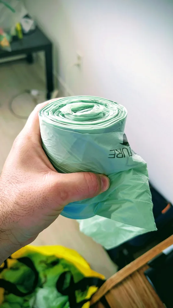 Bag to Nature Small Kitchen Compost Bags image indicator(3)