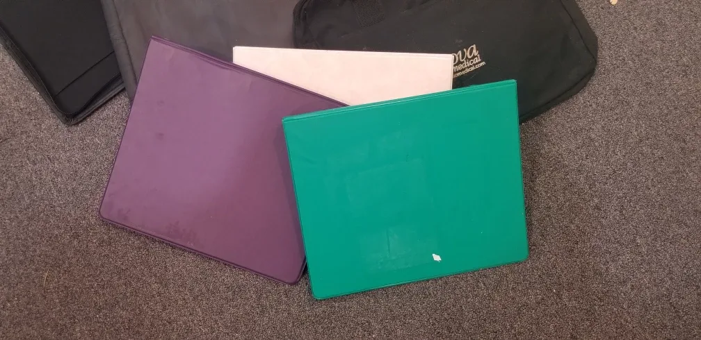 Mixed Lot of Binders and Portfolio Cases image indicator(2)