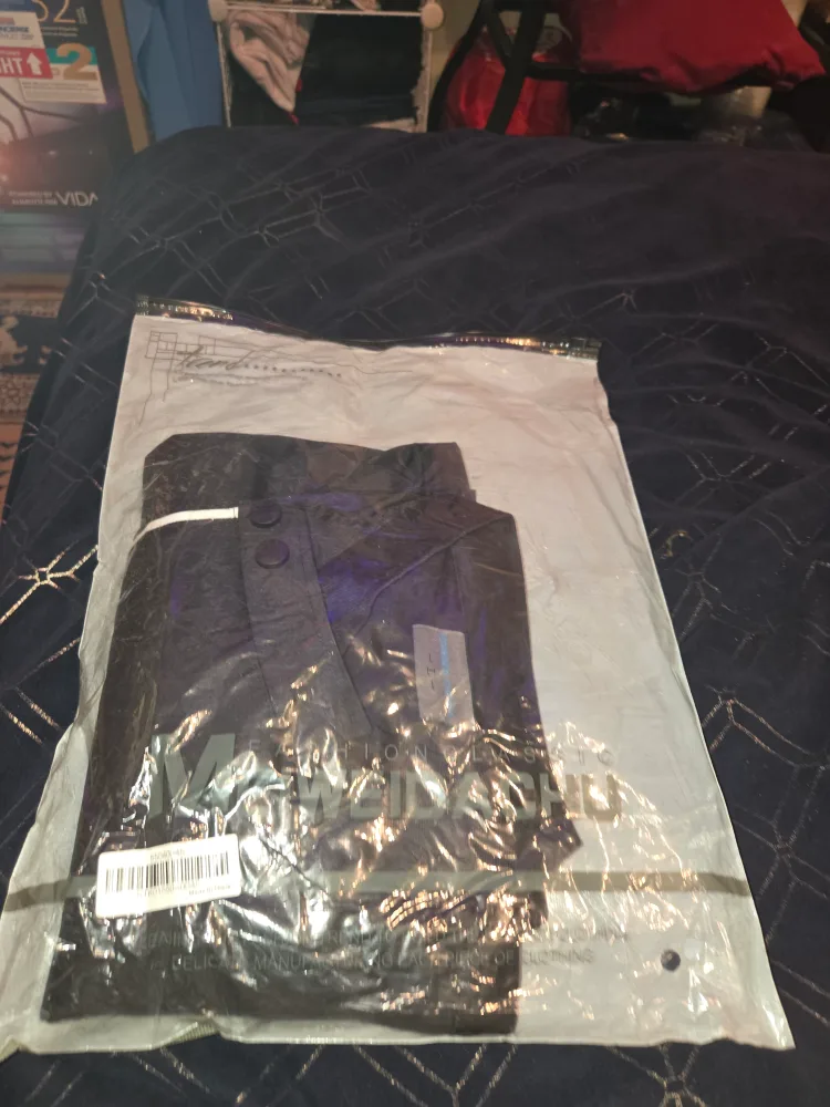 New ChefUniforms.com Chef Coat - Size L image indicator(4)