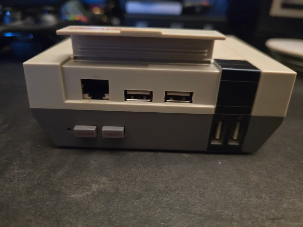 Raspberry Pi Model B+ V1.2(2014) with Nintendo Housing