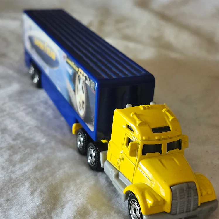 Yamaha & Goodyear Toy Trucks image indicator(4)