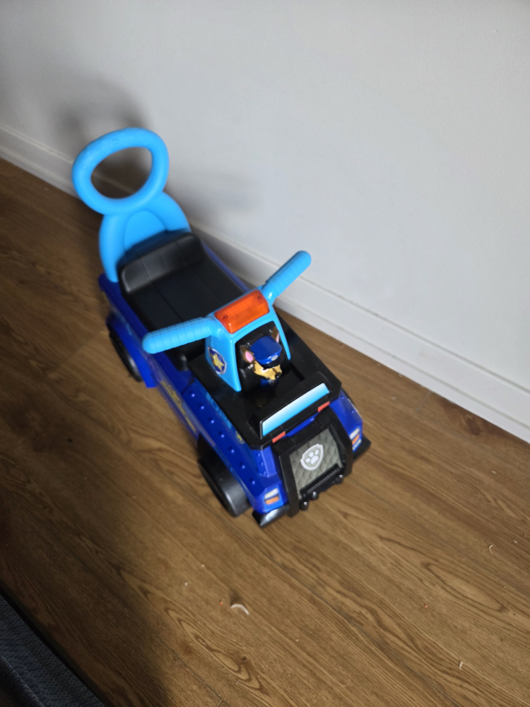 Paw Patrol Chase Police Cruiser Ride-On - photo 2