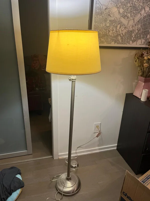 Floor Lamp - Silver Finish image indicator(4)