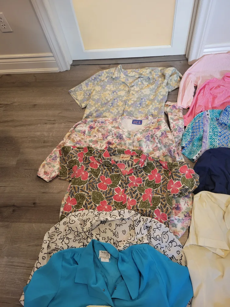 retro vintage Ladies Tops sz large image indicator(3)