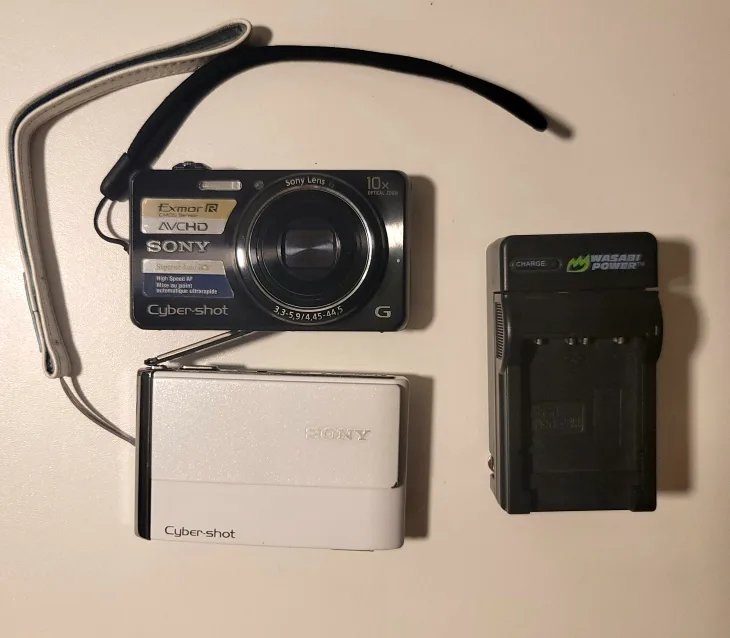 Sony Digital Camera thumbnail