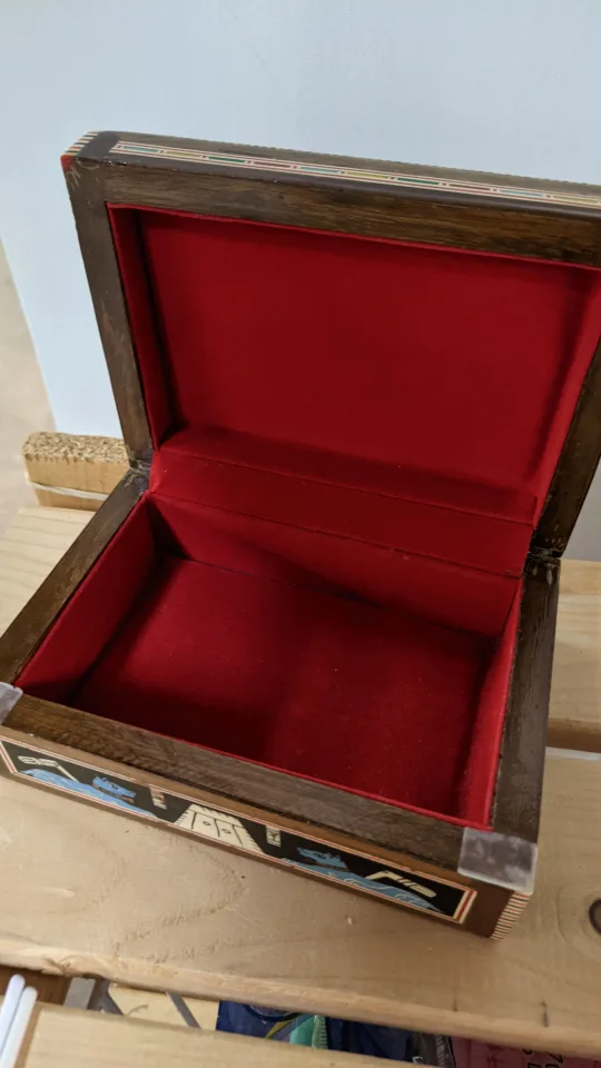 Vintage Egyptian Style Decorative Box image indicator(3)