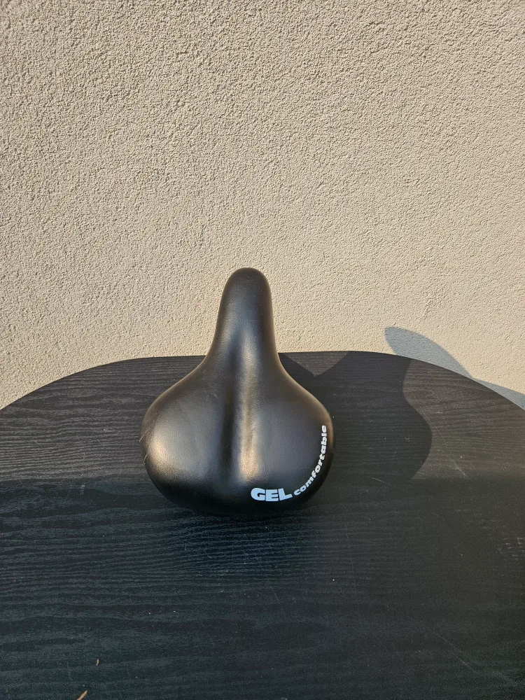 Dunlop Gel Comfortable Bike Seat thumbnail