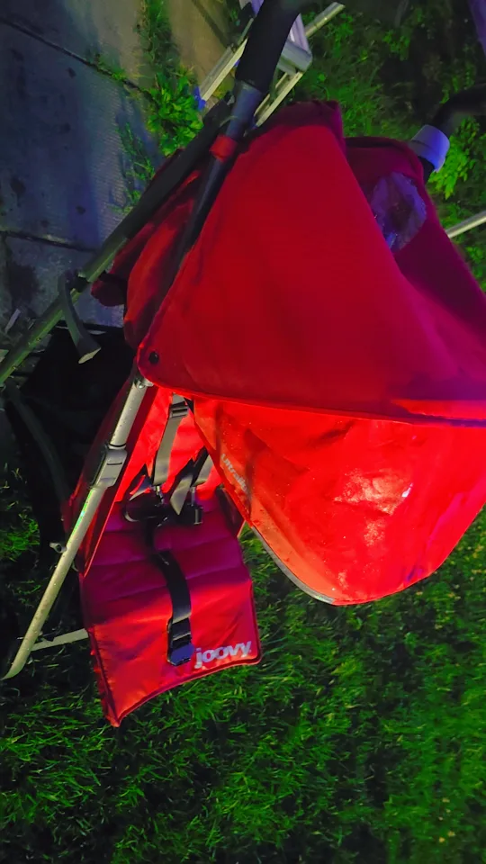 Joovy Ultralight Red Stroller image indicator(4)