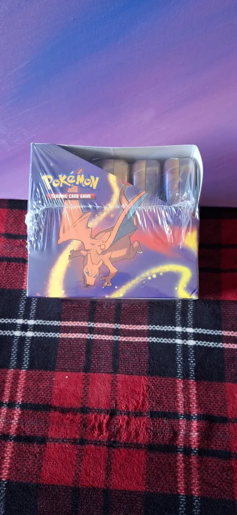 New Pokémon Trading Cards kanto power mini tin display image indicator(2)