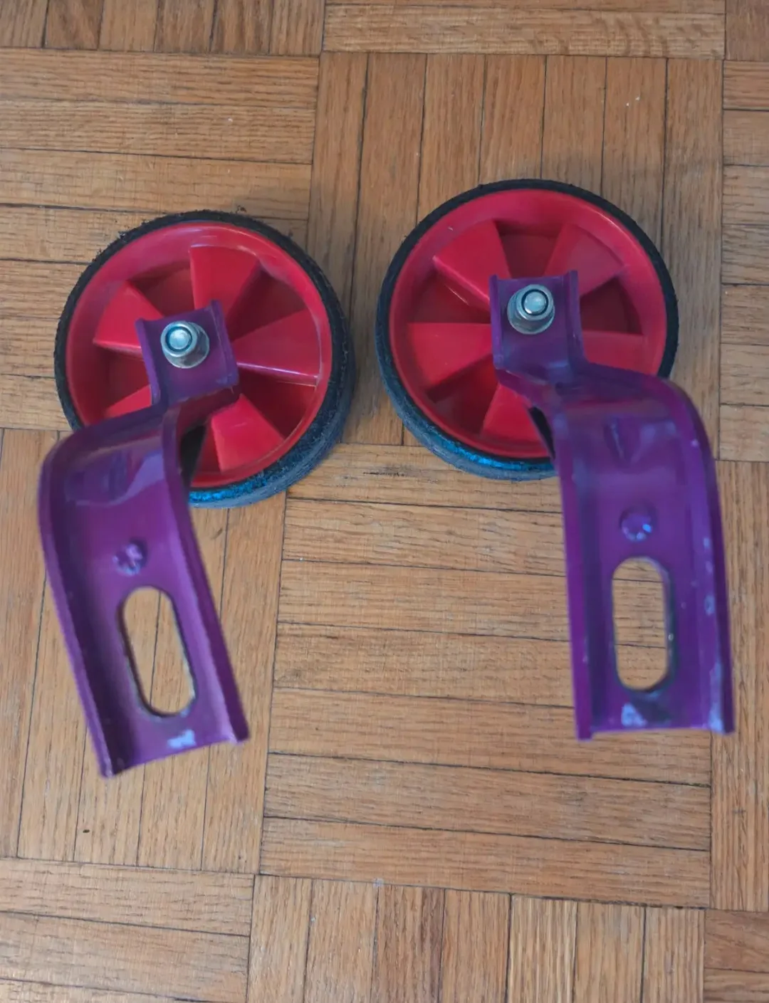 Schwinn Elm 12" Kids Bike image indicator(2)