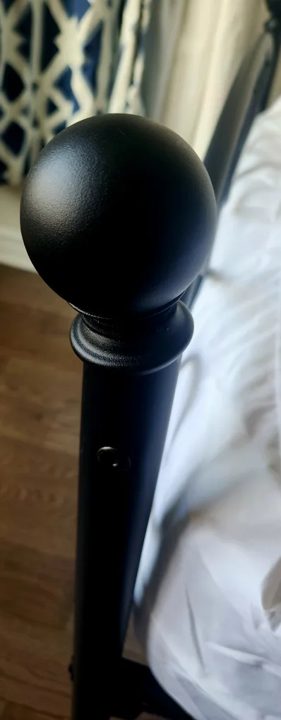 Black Metal Bed Frame image indicator(3)