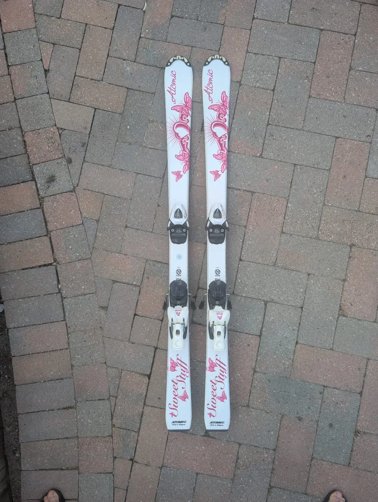 Girls Atomic Sweet Stuff Skis - Size 130 - pink and white thumbnail