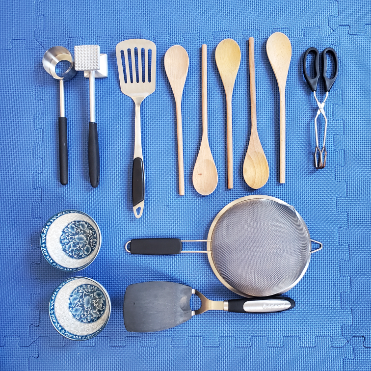 Kitchen Utensil Set - Spoons, Spatulas, Ladle, More!