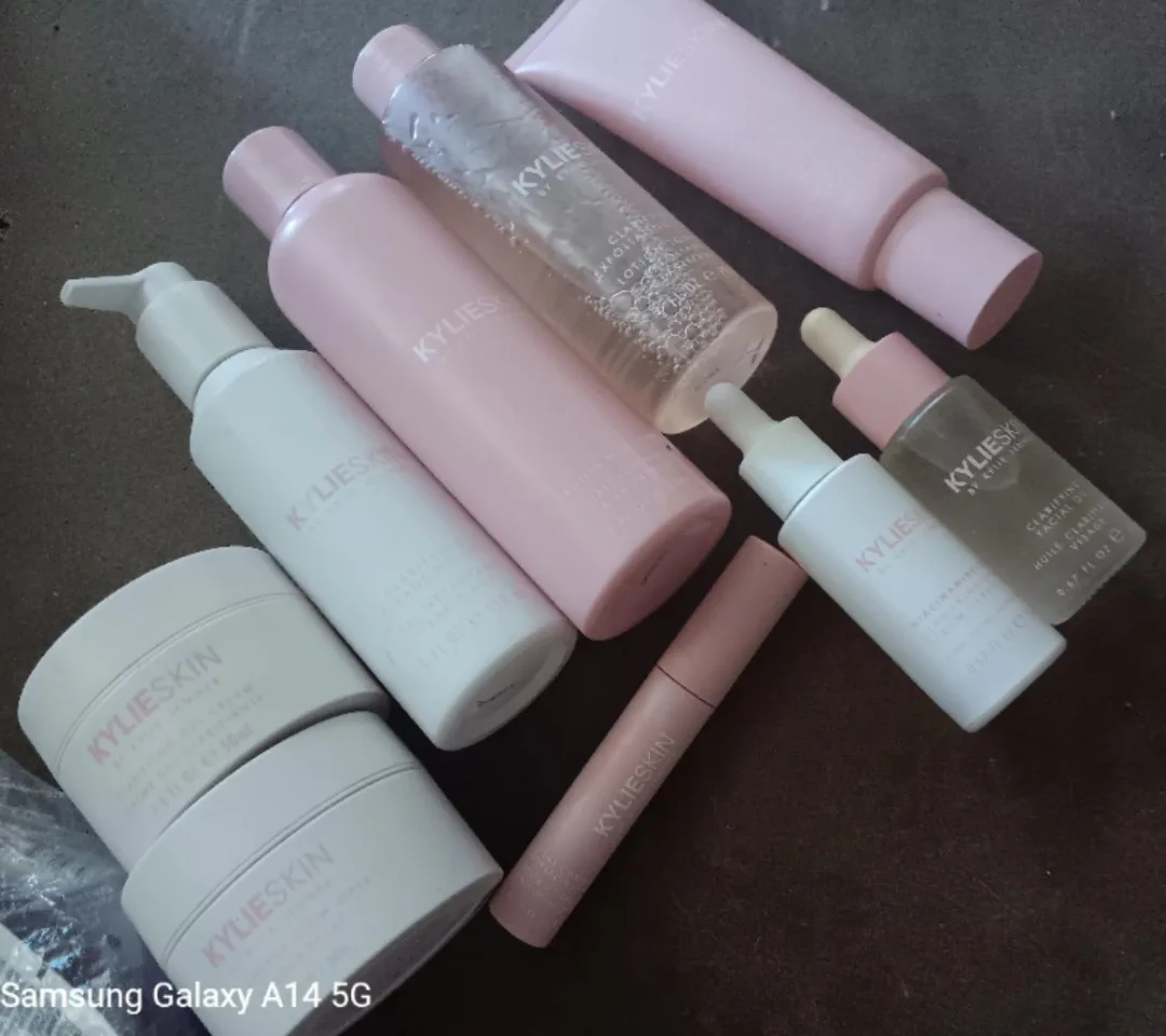 Kylie Skin Detox package LOT thumbnail