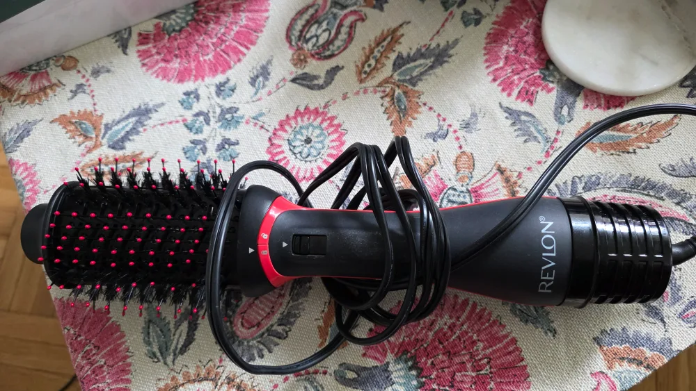 Revlon One-Step Volumizer PLUS Hair Dryer - Black