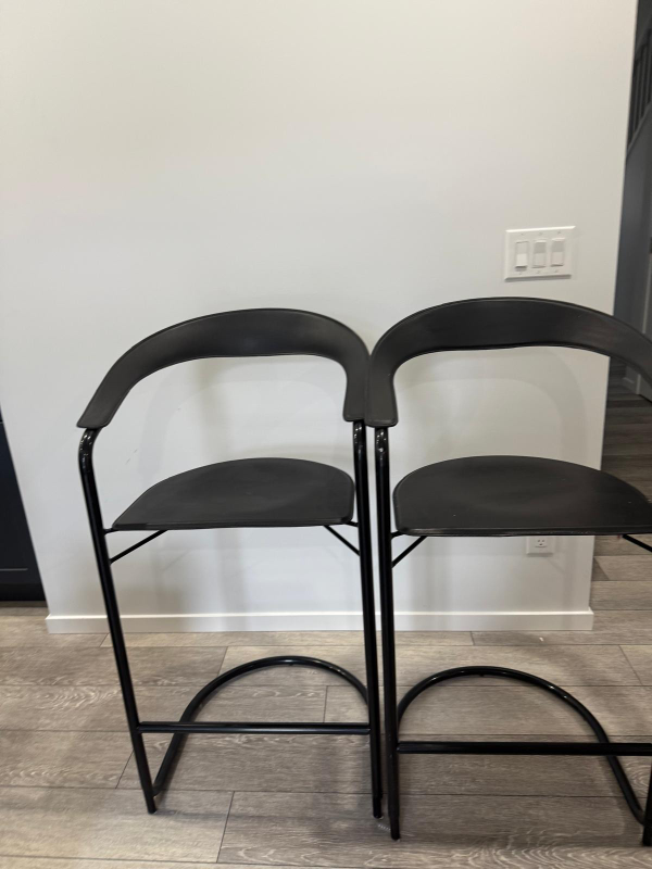Set of 2 Modern Black Bar Stools - photo 2
