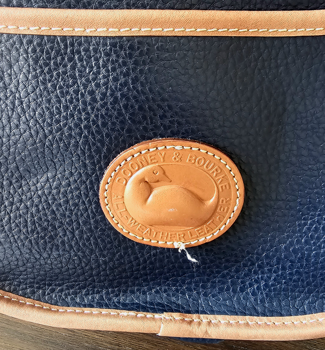 Dooney & Bourke All-Weather Leather Crossbody Bag - photo 3