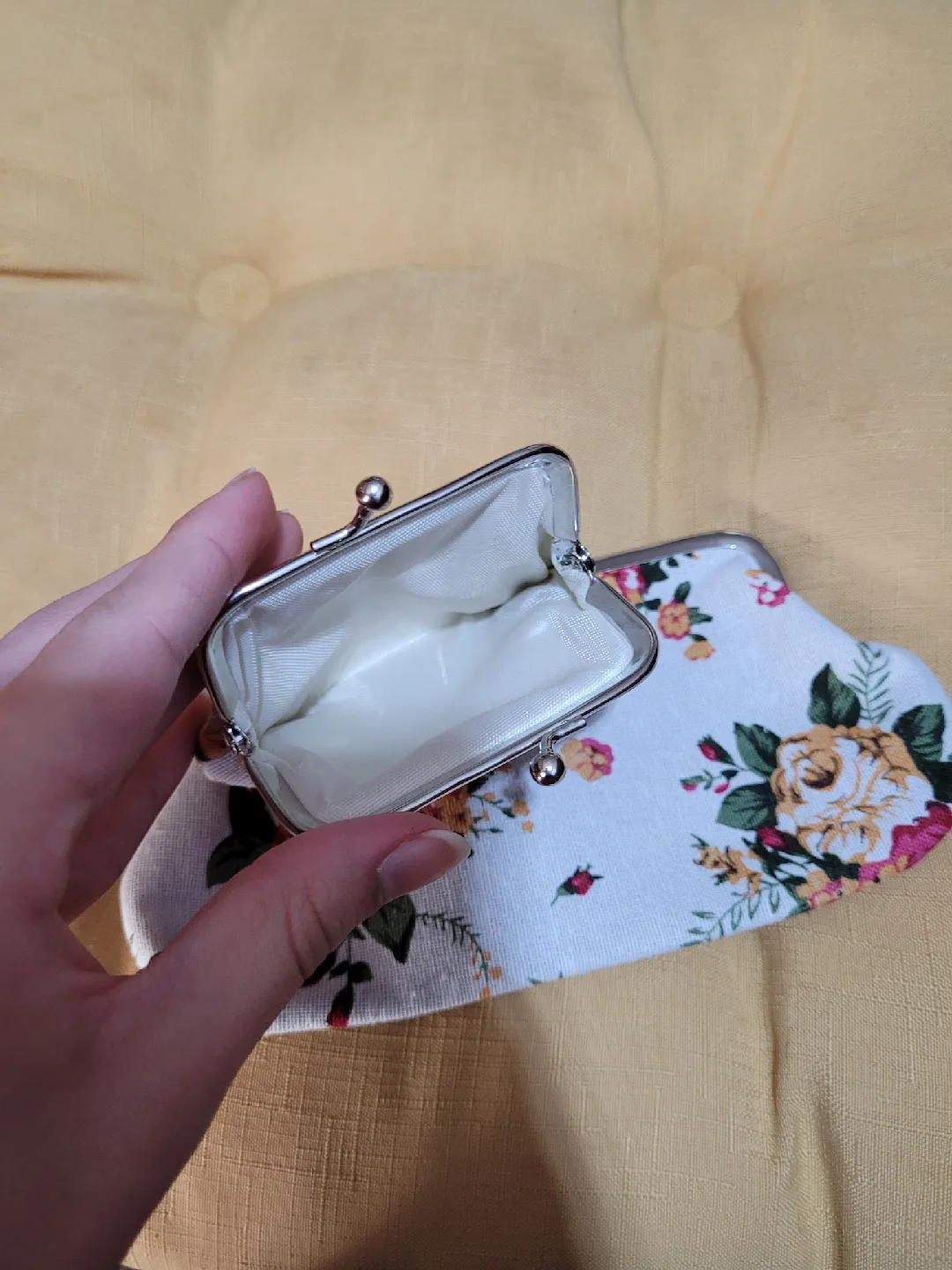 Floral Coin Purses - Set of 2 image indicator(5)