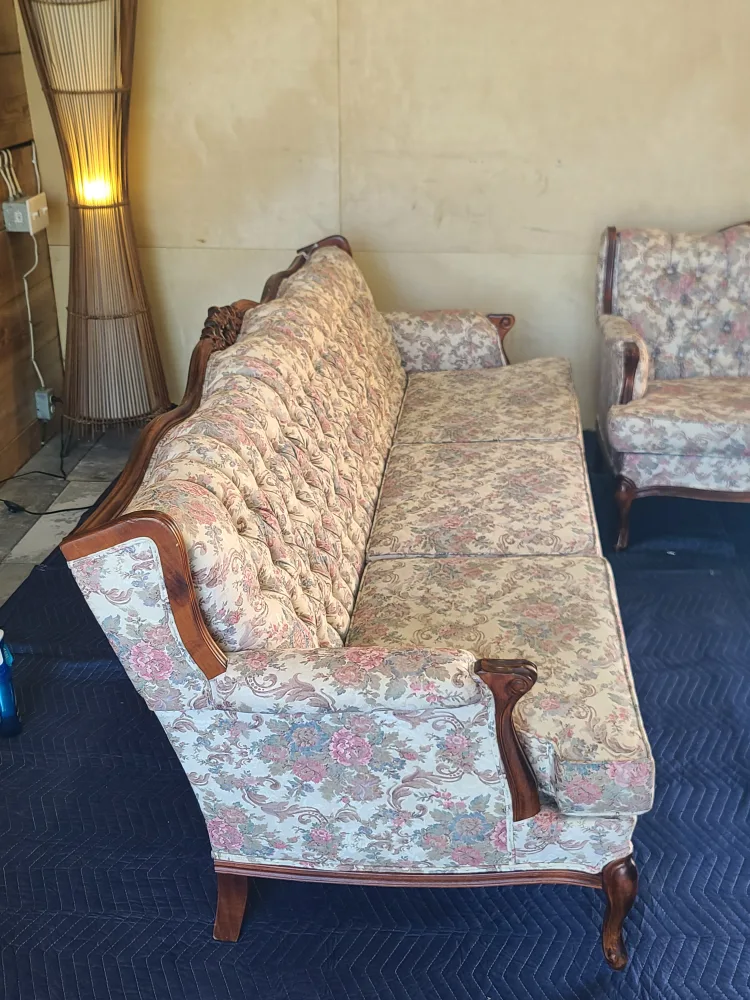 Floral Patterned Sofa and Loveseat Set image indicator(2)