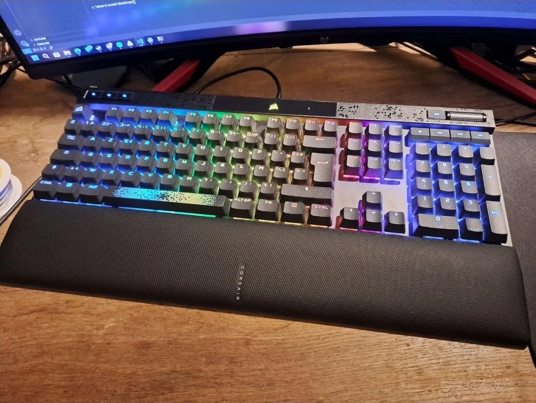 Corsair K70 MAX RGB Magnetic Mechanical Wired Gaming Keyboard thumbnail