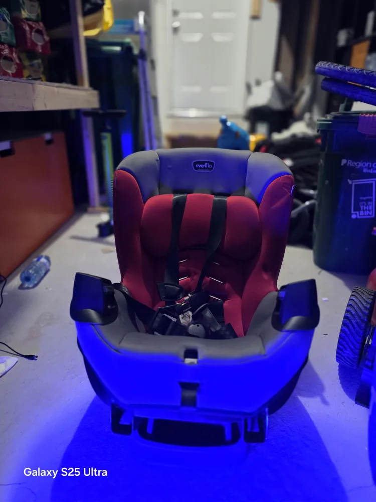 Evenflo Car Seat - Red & Grey Used thumbnail