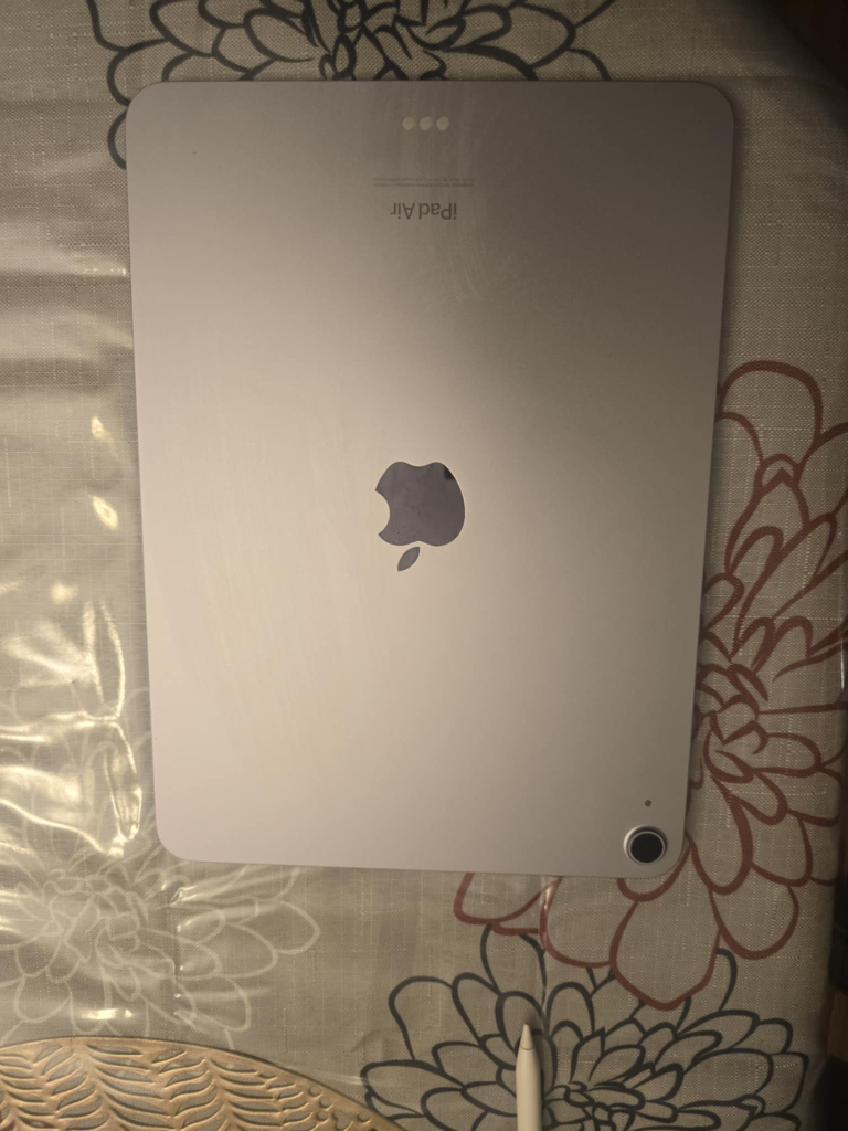 iPad Air & Apple Pencil Pro