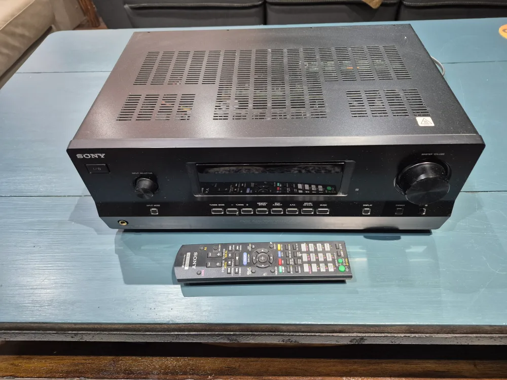 Sony STR-DH520 7.1 Channel AV Receiver thumbnail