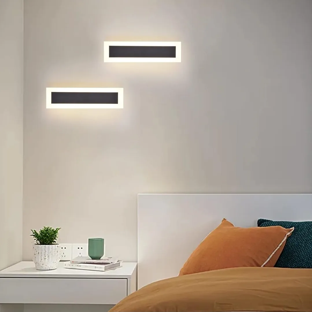Modern LED Wall Light Fixture thumbnail
