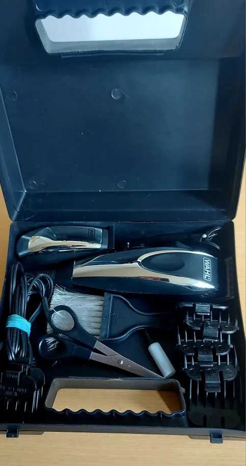 Wahl Hair Clipper Set with Case thumbnail