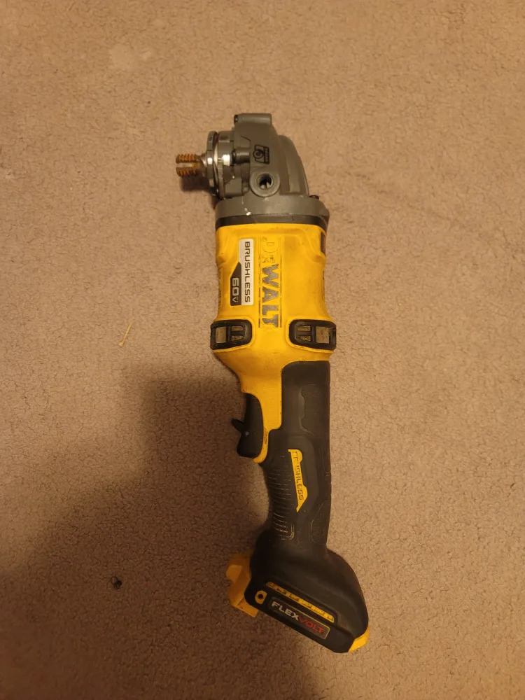 DeWALT 60V Brushless Angle Grinder thumbnail