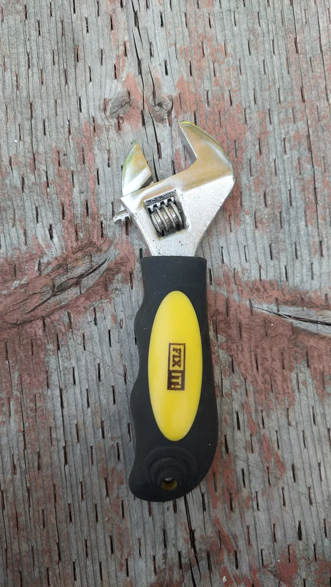 FIX IT Adjustable Wrench thumbnail