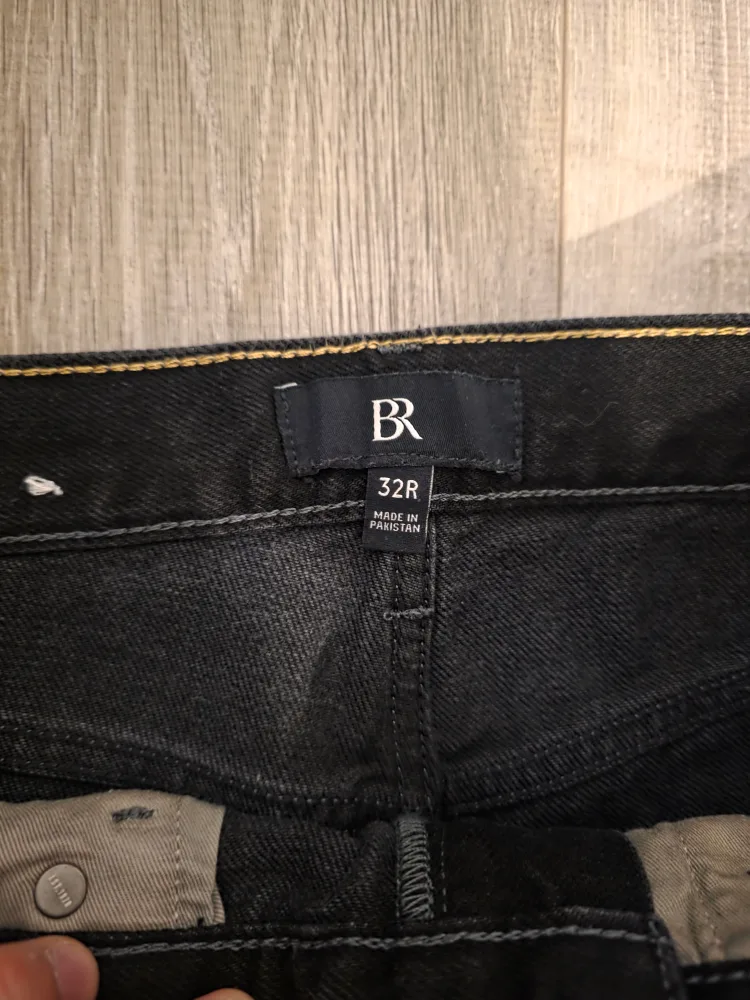 Banana Republic Jeans - Black, Size 32R thumbnail