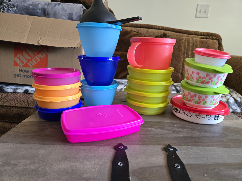 Tupperware Bowls and Containers - Mixed Set