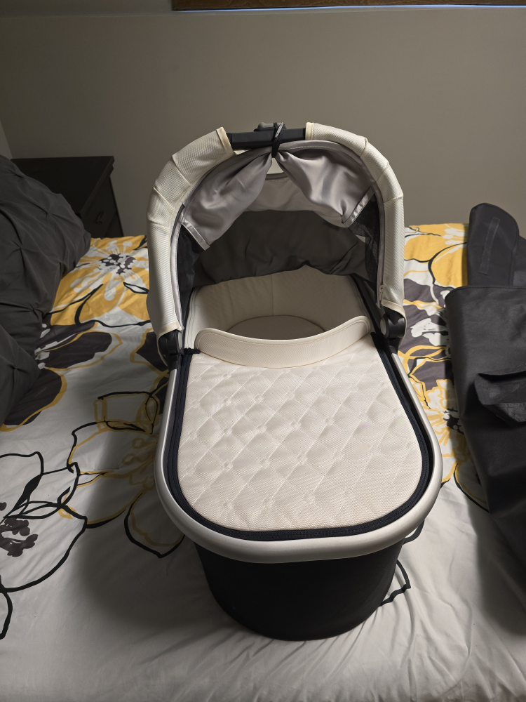 UPPAbaby Bassinet with Carrying Bag