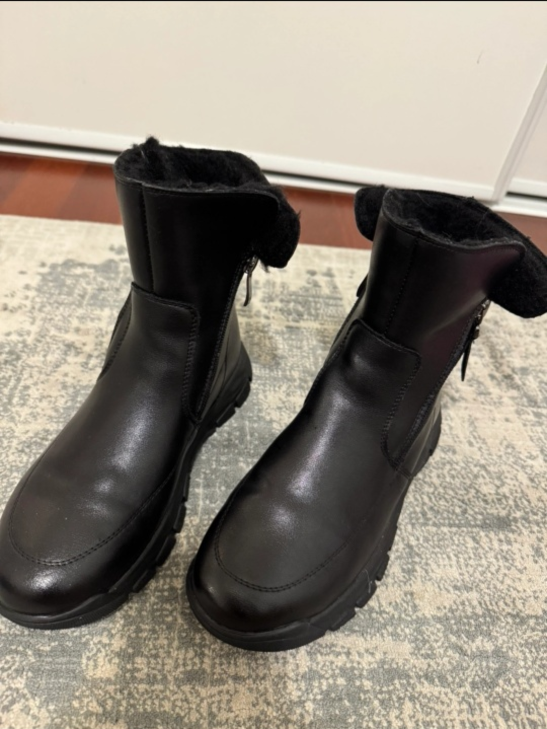 Black leather winter boots size 36 - photo 2