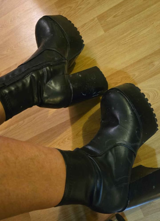 🥕  Black Platform Boots - photo 4