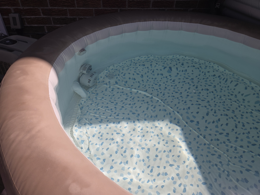Saluspa Palm Springs Inflatable Hot Tub - photo 2