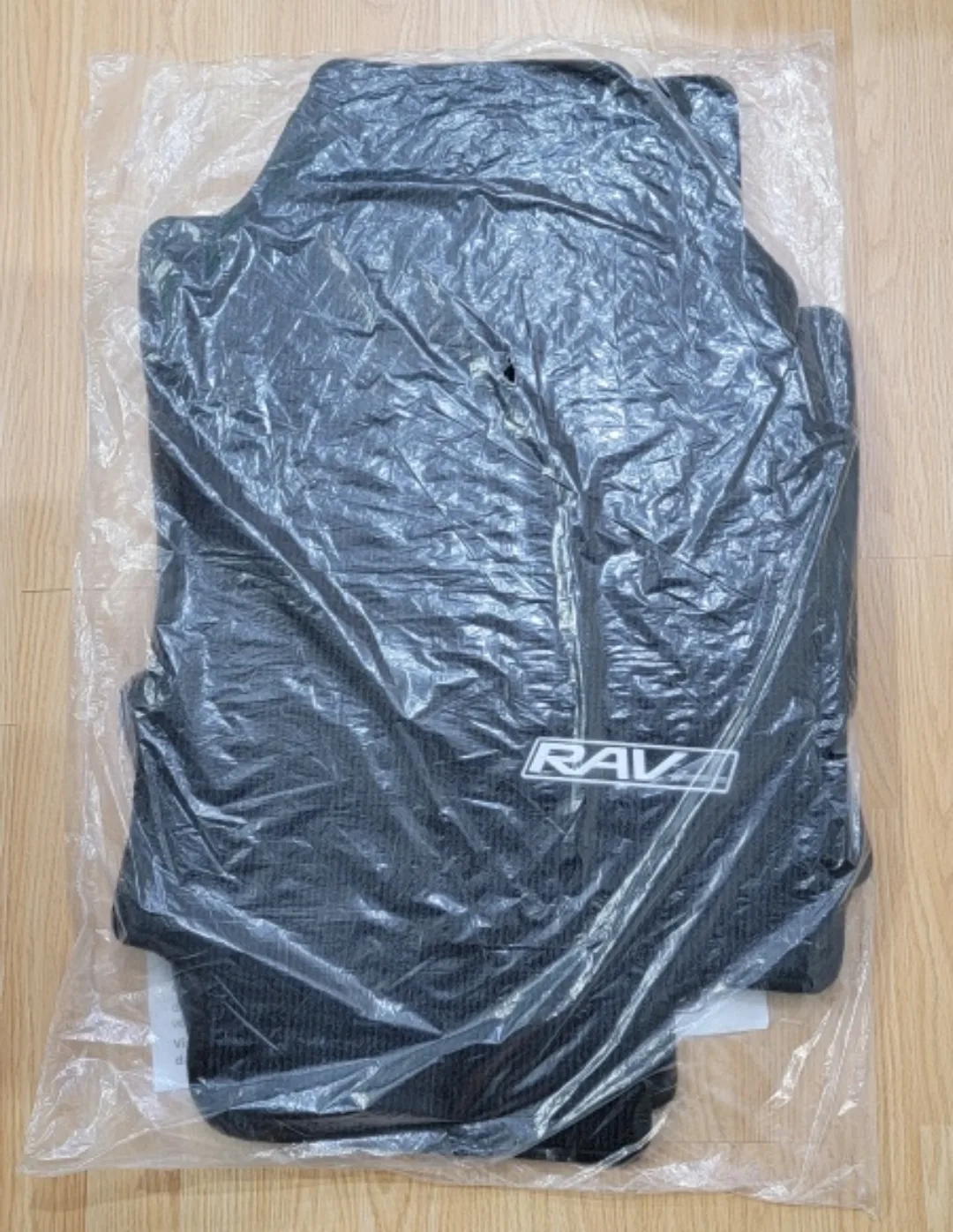 🥳NEW🤩 Toyota Genuine RAV4 FLOOR MATS 4 Pieces Black image indicator(3)