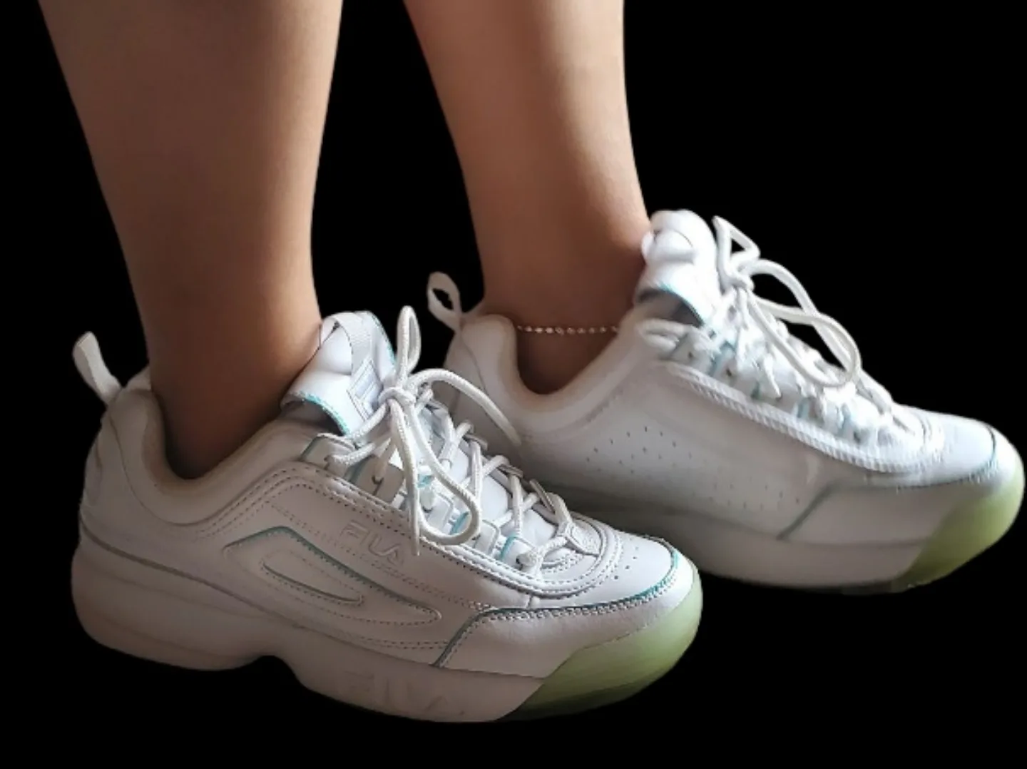 Fila Disruptor White Sneakers image indicator(3)