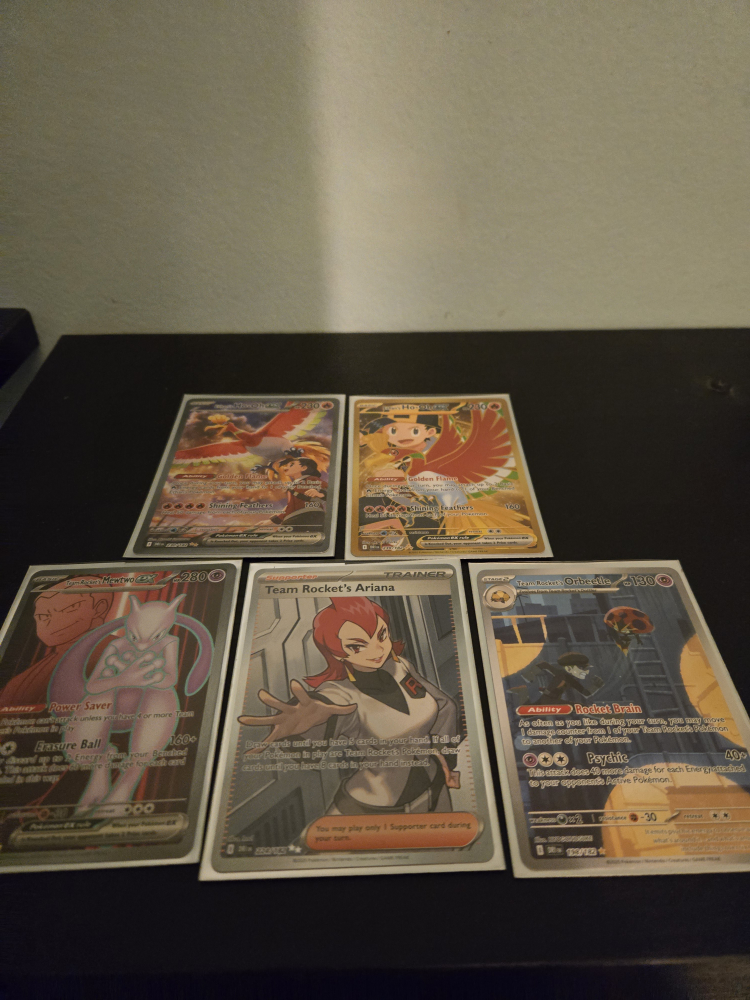 Pokemon Cards - Shining Feathers, Team Rocket's Ariana